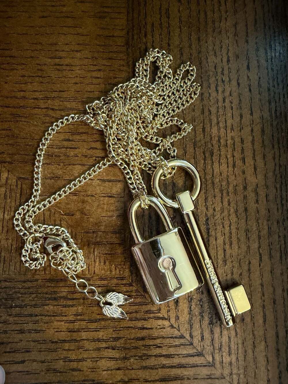 Victoria's Secret Scandalous Gold Tone Lock And Key Long Necklace